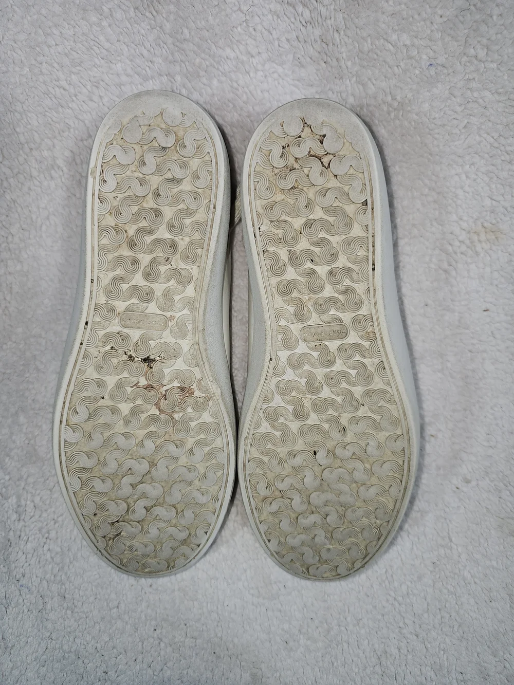 Tory Burch White Logo Sneakers Shoes size 7.5